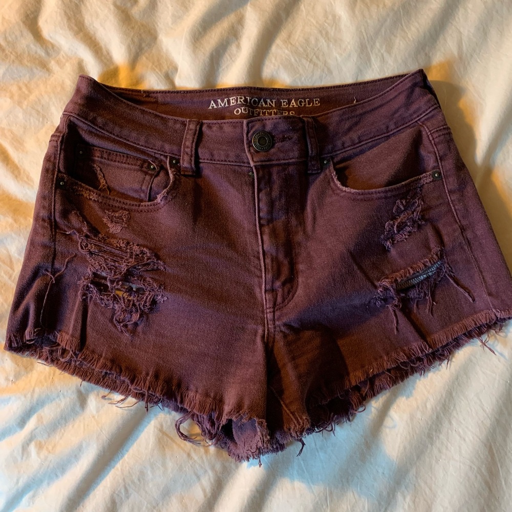American Eagle maroon cutoff shorts